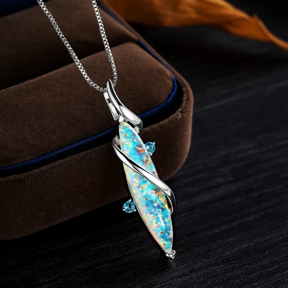 Fire Opal 925 Silver Plated Simulated Opal Pendant Necklace New - Picture 3 of 4